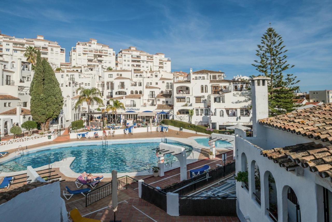 Freshly Renovated, Modern Penthouse Pueblo Evita! Benalmádena Esterno foto