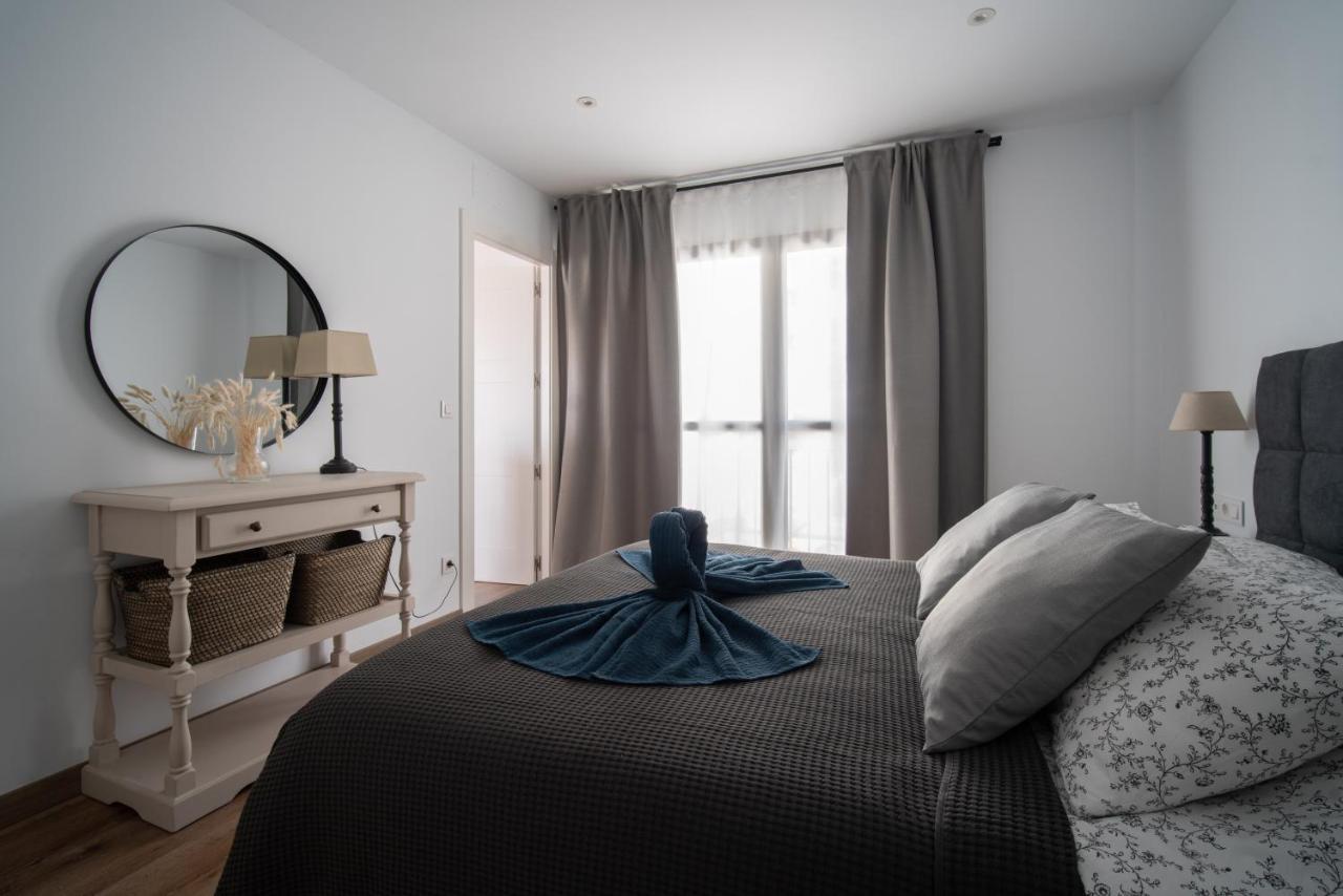 Freshly Renovated, Modern Penthouse Pueblo Evita! Benalmádena Esterno foto